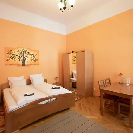 Standard By Hi5 - Sofie's Lägenhet *